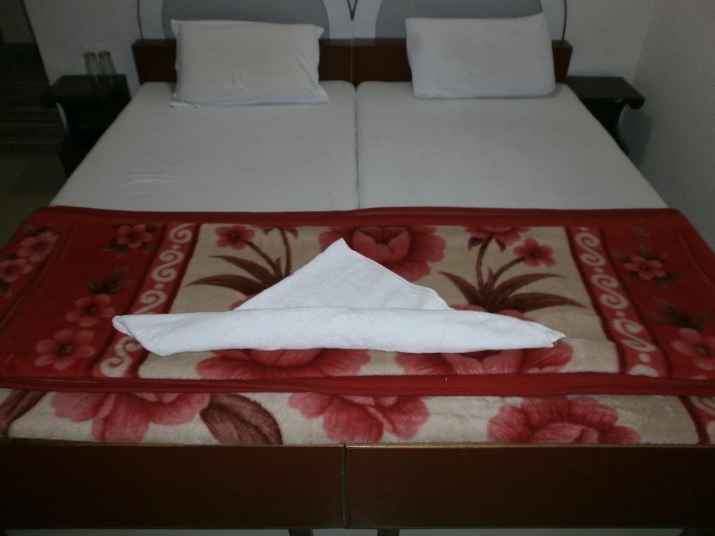 Hotel Safari 阿格拉 外观 照片