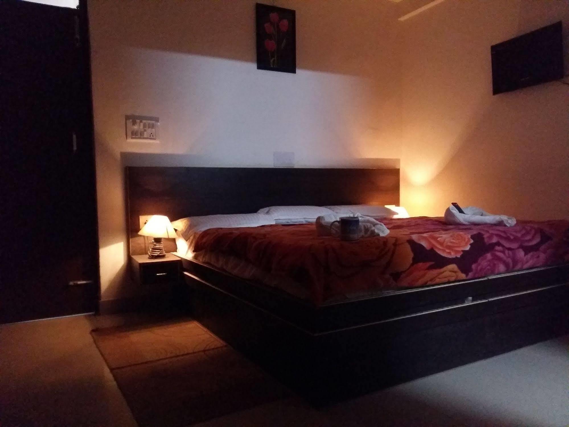 Hotel Safari 阿格拉 外观 照片