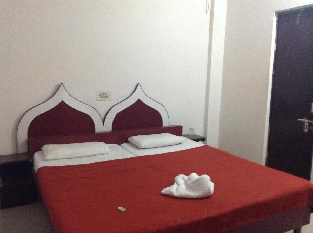 Hotel Safari 阿格拉 外观 照片